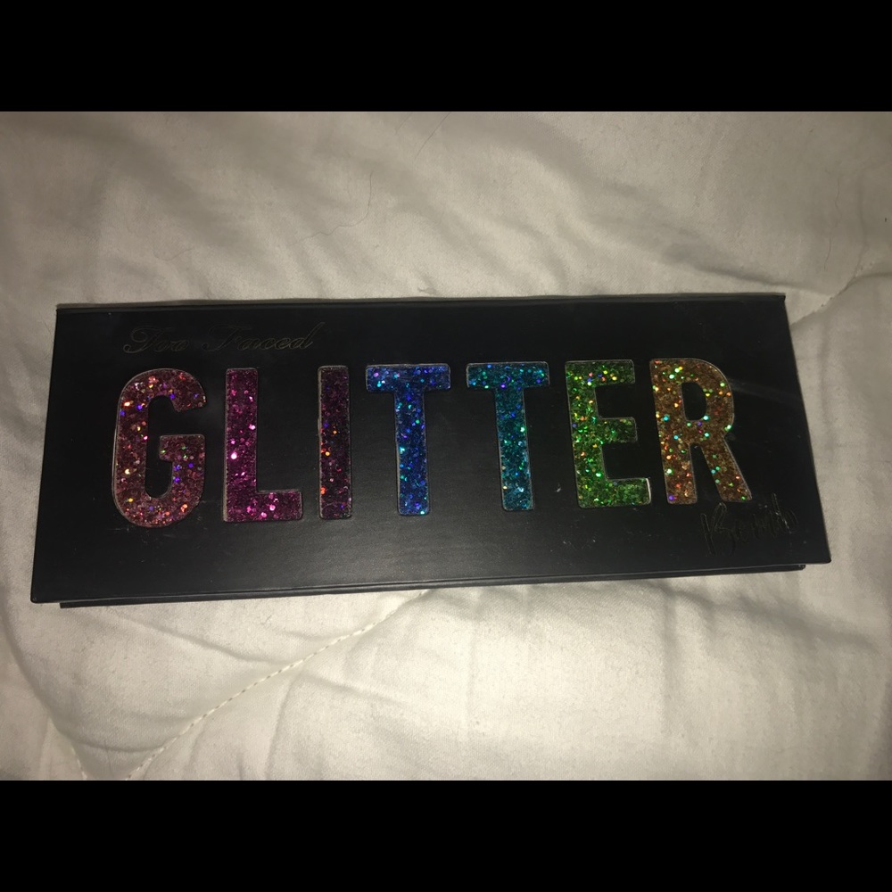 Too Faced Glitter Bomb Pallete